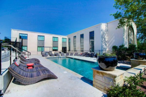The Bishop Arts Hotel by Qresorts
